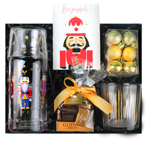 Fındıkkıranla Eğlenceli Yeni Yıl Hediye Kutusu