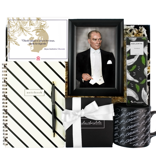 Sade Bir Cumhuriyet Zarafeti Hediye Kutusu